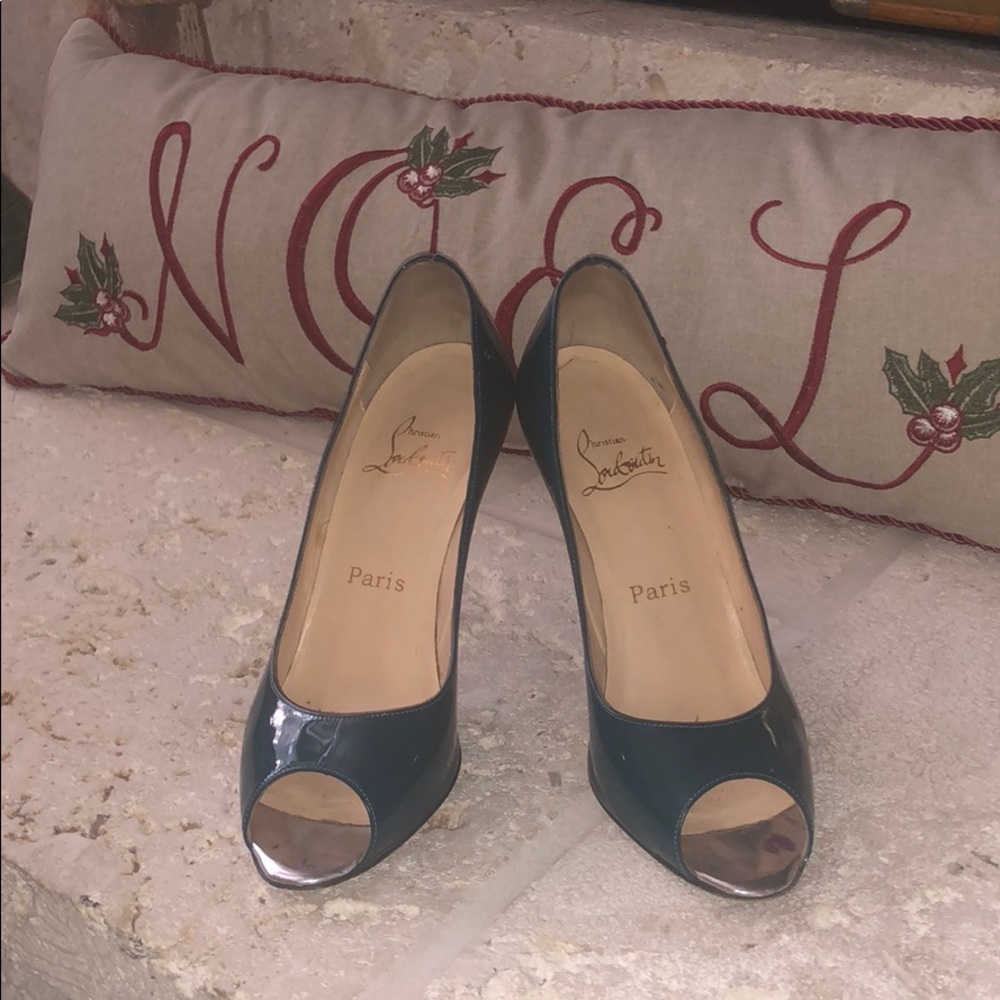 Authentic Christian Louboutin heels ๐ - Picture 4 of 5